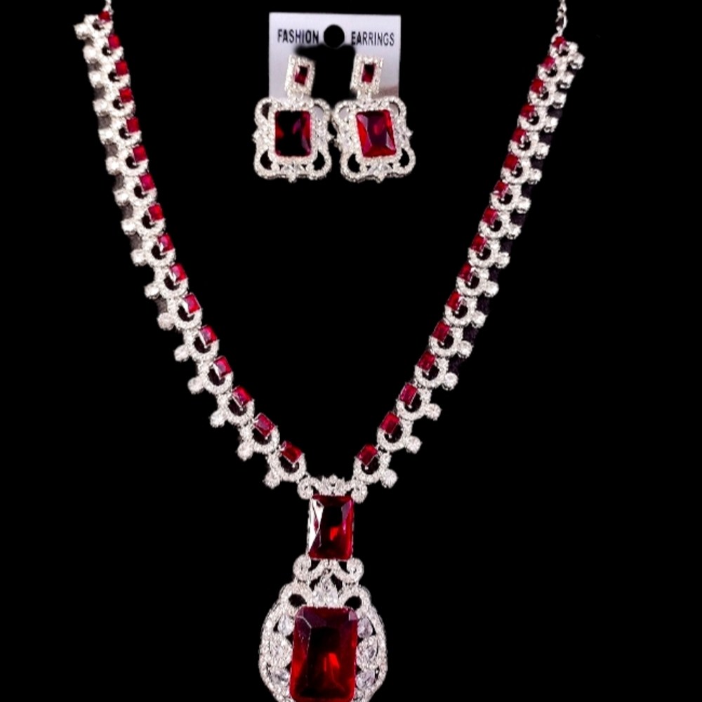 necklace set
